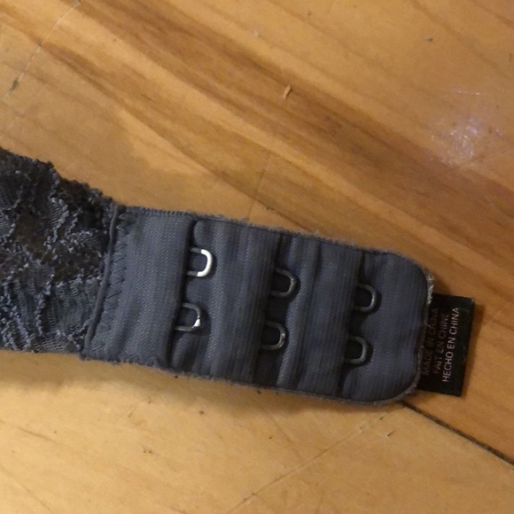 Victoria’s Secret Bra - Picture 3 of 5